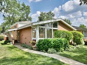 7748 Lincoln Avenue Skokie IL 60077 MLS #MRD12496547 64 broker reciprocity