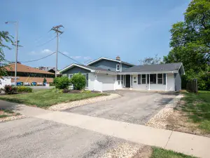 28w520 Batavia Road Warrenville IL 60555 MLS #MRD12488974 56 broker reciprocity