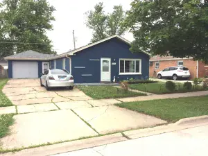 4002 N Southport Avenue #2 Chicago IL 60613 MLS #MRD12504875 60 broker reciprocity