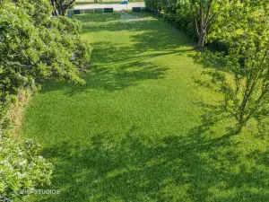 139 E Anita Avenue Mount Prospect IL 60056 MLS #MRD12492209 82 broker reciprocity