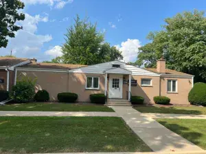 248 E Roosevelt Road Lombard IL 60148 MLS #MRD12402519 58 broker reciprocity