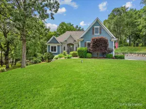 6414 Kingsbridge Drive Cary IL 60013 MLS #MRD12480640 54 broker reciprocity