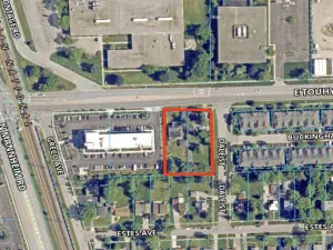 800 Beau Drive Des Plaines IL 60016 MLS #MRD12473073 28 broker reciprocity