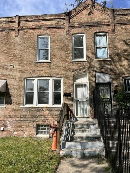 10614 S Langley Avenue #10614 Chicago IL 60628 MLS #MRD12401727 45 MLS #MRD12401727 image #0