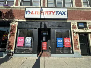 2412 W 71st Street #2412 Chicago IL 60629 MLS #MRD12415574 42 broker reciprocity