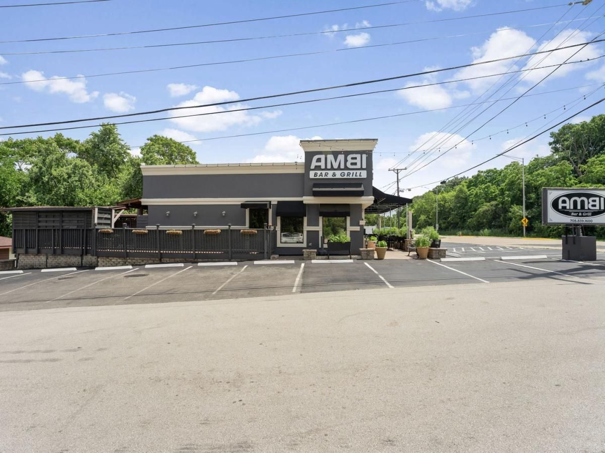 8116 Archer Avenue Willow Springs IL 60480 MLS #MRD12404068 13 MLS #MRD12404068 image #0