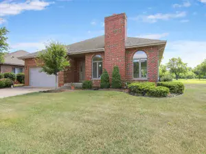 1115 Birch Road Homewood IL 60430 MLS #MRD12450783 64 broker reciprocity