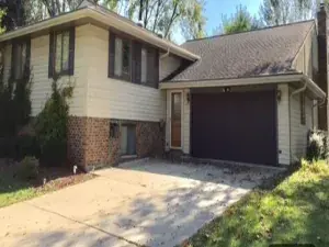 1845 Maryland Drive Elk Grove Village IL 60007 MLS #MRD12491545 46 broker reciprocity