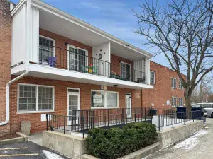 500 E Saint Charles Road Carol Stream IL 60188 MLS #MRD12476148 102 broker reciprocity