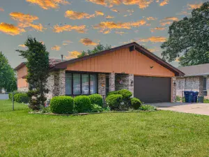 9805 Normandy Avenue Oak Lawn IL 60453 MLS #MRD12495536 50 broker reciprocity