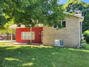 32 N Walnut Street Manteno IL 60950 MLS #MRD12499122 64 broker reciprocity
