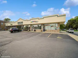 69 N Broadway Street #69-73 Des Plaines IL 60016 MLS #MRD12381453 52 broker reciprocity