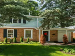 1060 Warwick Lane Elk Grove Village IL 60007 MLS #MRD12430935 52 broker reciprocity