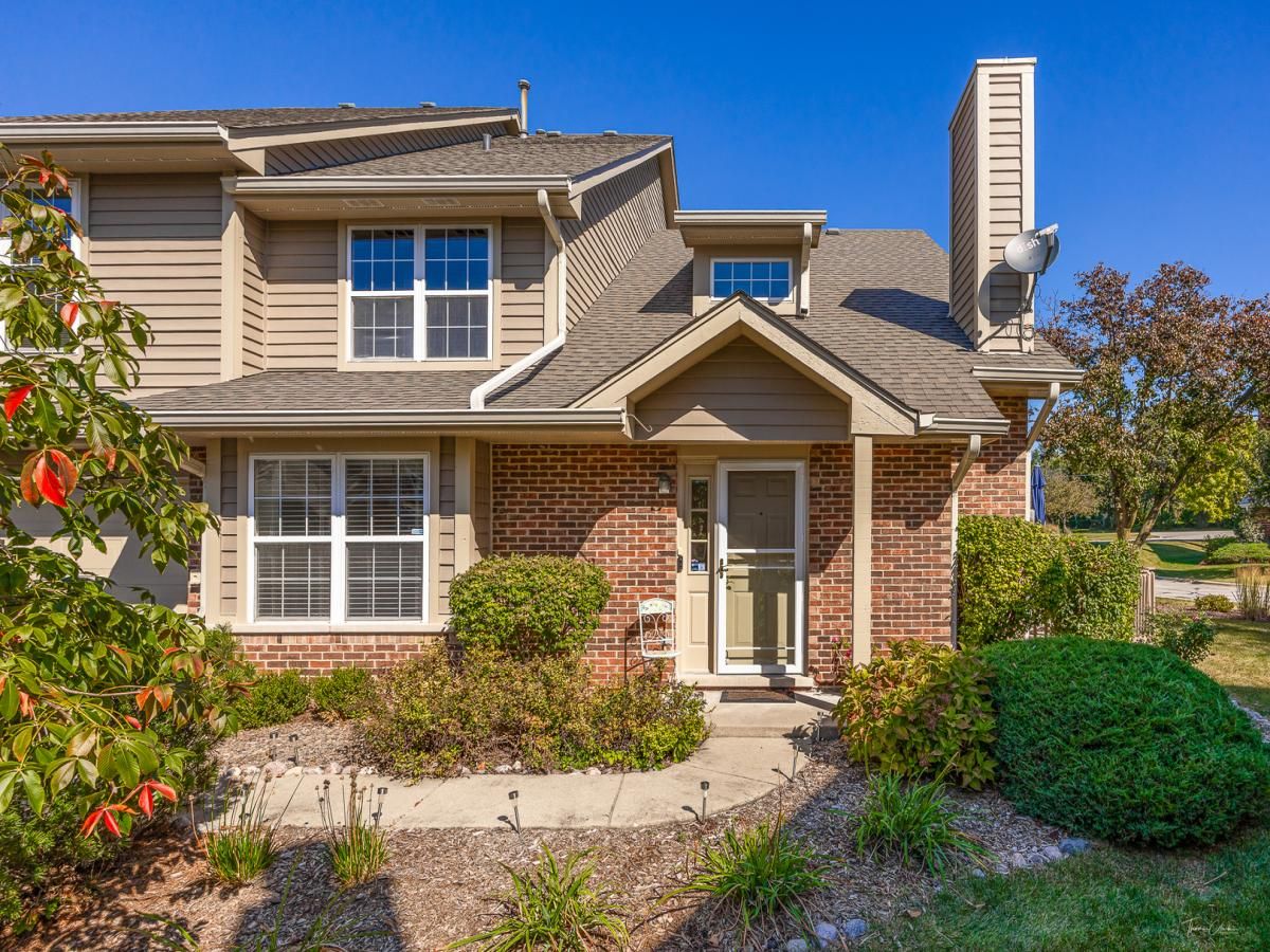 8020 Barrymore Drive Darien IL 60561 MLS #MRD12406957 45 MLS #MRD12406957 image #0