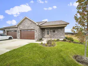 554 E 168th Place South Holland IL 60473 MLS #MRD12458971 56 broker reciprocity