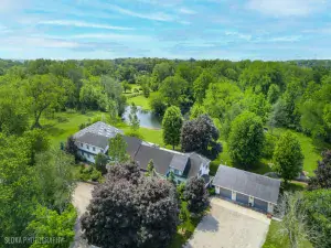 1370 Sunview Lane Winnetka IL 60093 MLS #MRD12488904 44 broker reciprocity