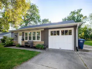 563 Grosvenor Lane Aurora IL 60504 MLS #MRD12485788 60 broker reciprocity