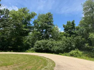 9205 Ballard Road Crystal Lake IL 60014 MLS #MRD12316790 46 broker reciprocity