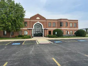 675 W Golf Road Hoffman Estates IL 60169 MLS #MRD12458684 50 broker reciprocity