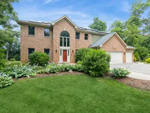 1149 Brighton Circle Crystal Lake IL 60012 MLS #MRD12463168 46 broker reciprocity