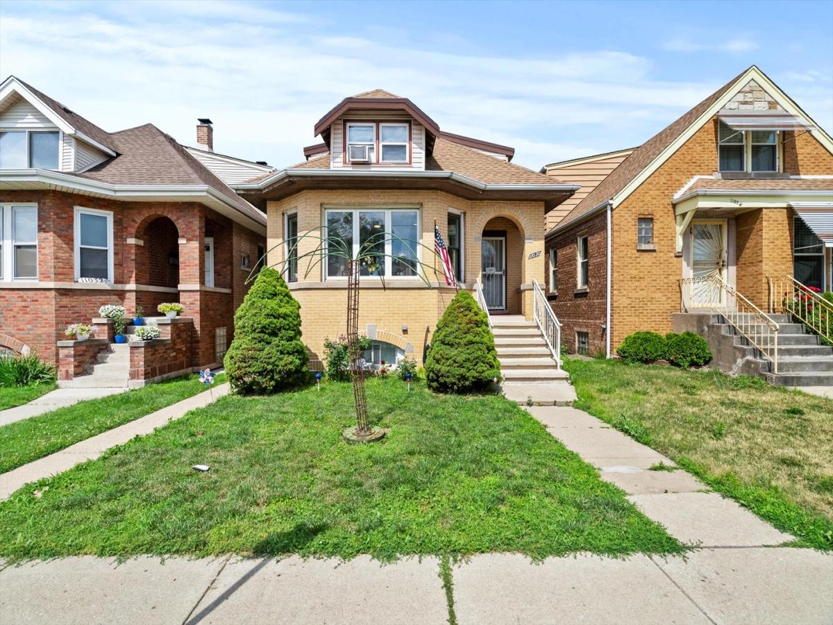 11030 S Avenue L Chicago IL 60617 MLS #MRD12411375 45 MLS #MRD12411375 image #0