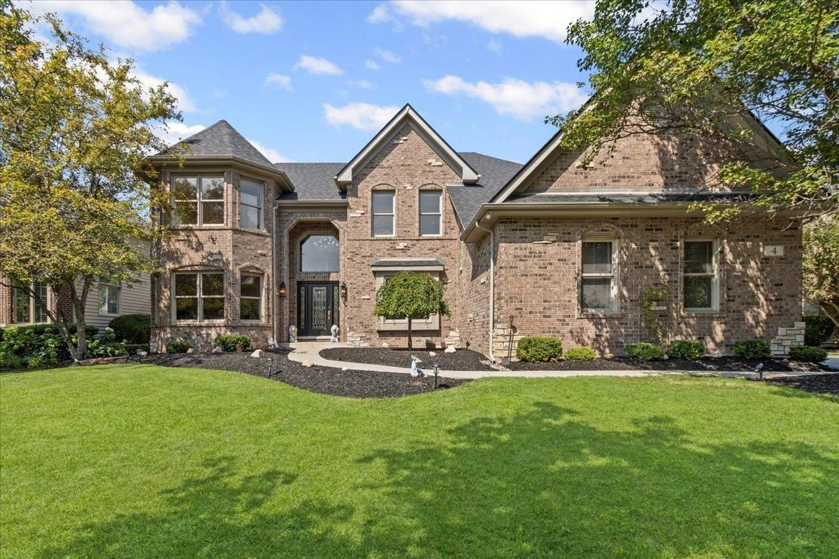 4 Persimmon Lane South Elgin IL 60177 MLS #MRD12411399 45 MLS #MRD12411399 image #0