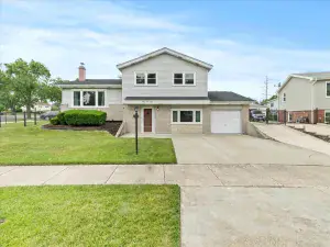 1891 Indian Springs Court Freeport IL 61032 MLS #MRD12452691 44 broker reciprocity