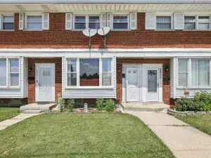 11121 S Avenue L Chicago IL 60617 MLS #MRD12502911 48 broker reciprocity
