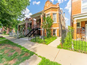 5417 S Racine Avenue Chicago IL 60609 MLS #MRD12396192 54 broker reciprocity