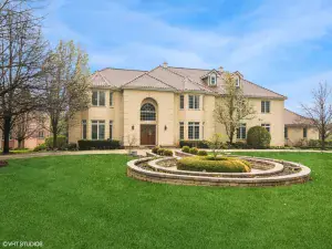 431 Maplewood Drive Barrington IL 60010 MLS #MRD12402516 60 broker reciprocity
