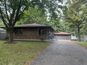 1810 5th Street Winthrop Harbor IL 60096 MLS #MRD12463394 60 broker reciprocity