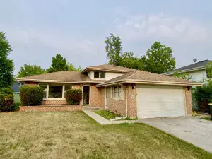 19830 Burnham Avenue Lynwood IL 60411 MLS #MRD12417946 48 broker reciprocity