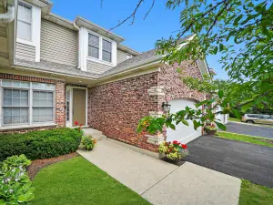 1379 W Deer Court Palatine IL 60067 MLS #MRD12494711 62 broker reciprocity