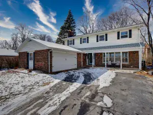 2483 Lawson Boulevard Gurnee IL 60031 MLS #MRD12488551 46 broker reciprocity