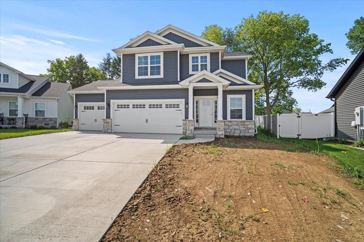 2802 Steppe Lane Bloomington IL 61705 MLS #MRD12422947 45 MLS #MRD12422947 image #0