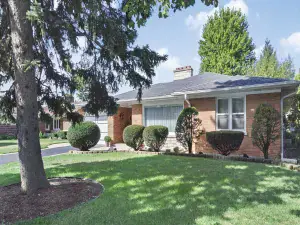 2336 Scoville Avenue Berwyn IL 60402 MLS #MRD12493468 60 broker reciprocity