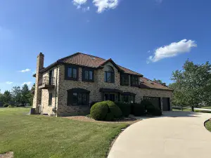 8021 W Rascher Avenue Norwood Park Township IL 60656 MLS #MRD12427164 50 broker reciprocity