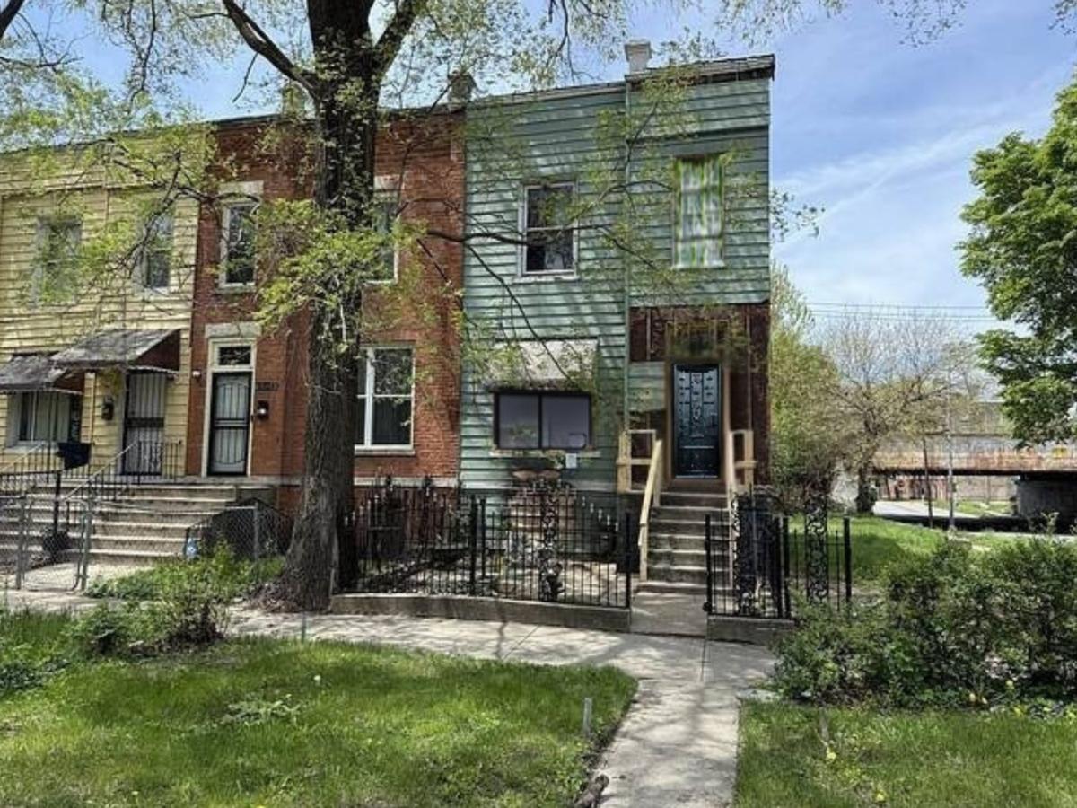 6702 S Parnell Avenue Chicago IL 60621 MLS #MRD12424817 5 MLS #MRD12424817 image #0