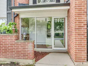 1119 E Algonquin Road #7 Arlington Heights IL 60005 MLS #MRD12497703 56 broker reciprocity