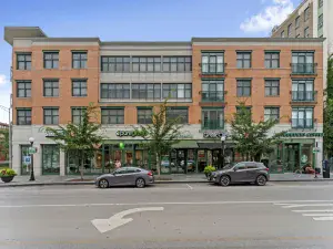 5455 N Sheridan Road #1015 Chicago IL 60640 MLS #MRD12503826 58 broker reciprocity