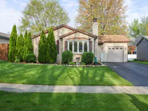 653 Serendipity Drive Aurora IL 60504 MLS #MRD12498782 52 broker reciprocity