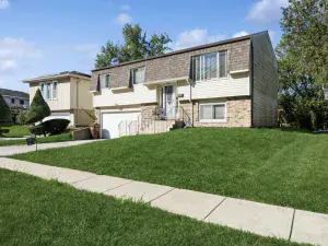 829 W Windsor Avenue Crete IL 60417 MLS #MRD12494946 48 broker reciprocity