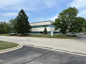 1039 COLLEGE Avenue #F1 Wheaton IL 60187 MLS #MRD12270865 56 broker reciprocity