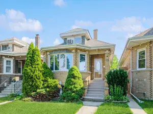 4303 Hirschberg Avenue Schiller Park IL 60176 MLS #MRD12494095 50 broker reciprocity