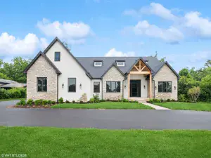 8120 Woodside Lane Burr Ridge IL 60527 MLS #MRD12415208 62 broker reciprocity