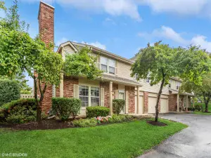 653 Serendipity Drive Aurora IL 60504 MLS #MRD12498782 46 broker reciprocity