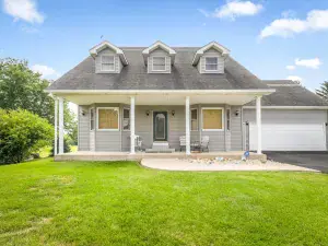 917 N Linden Avenue Waukegan IL 60085 MLS #MRD12493793 60 broker reciprocity