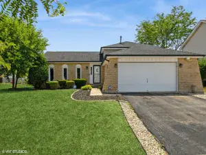 724 Union Drive University Park IL 60484 MLS #MRD12376058 64 broker reciprocity