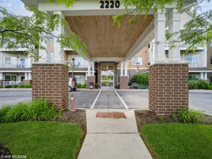 1250 Rudolph Road #1J Northbrook IL 60062 MLS #MRD12434905 42 broker reciprocity