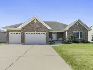 367 Catalpa Avenue Wood Dale IL 60191 MLS #MRD12462196 62 broker reciprocity